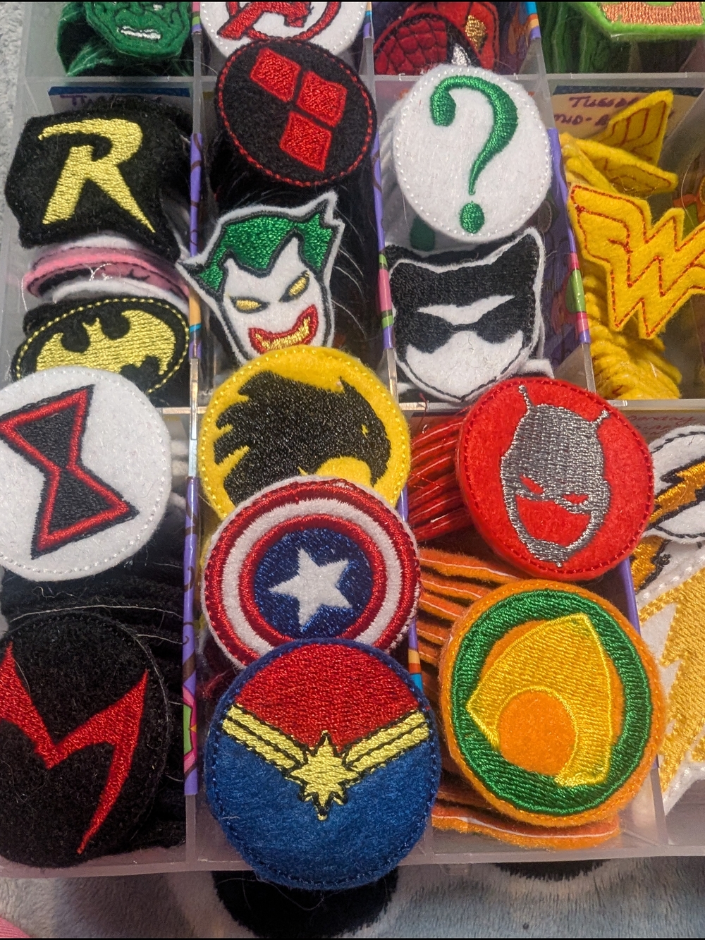 Lot Of Superhero Felt Appliques For Crafting - Over 550 Pieces